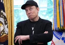 Musk threatens to sue Apple over App Store ranking