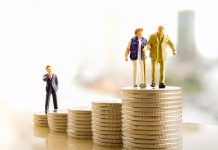 Raise retirement age to match life expectancy, say managers