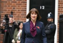 This is how much taxpayer money the Government wastes ferrying empty red despatch boxes in chauffeured cars