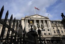 Bond yields soar as rate cut hopes fade: Benchmark borrowing costs close to highest level since 1998