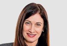 New WPP chief faces tough task to revive wounded advertising giant