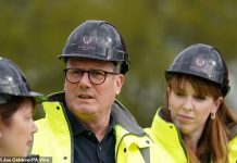 Housebuilding slows in fresh blow to Labour’s 1.5m new homes plan