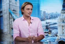Revolut pledges to invest £3bn in the UK and create 1,000 jobs as it fights to secure a banking licence