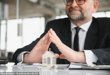 Mortgage brokers steering borrowers to two-year fixes to line their pockets, whistleblower claims