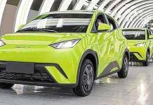 Ministers ‘giving China free pass’ to flood Britain with cheap cars